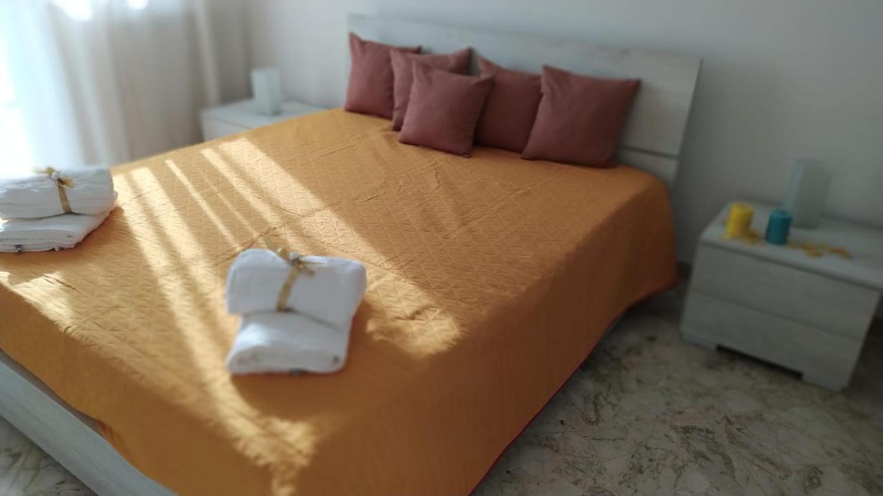 Malias Apartment Bari Bagian luar foto